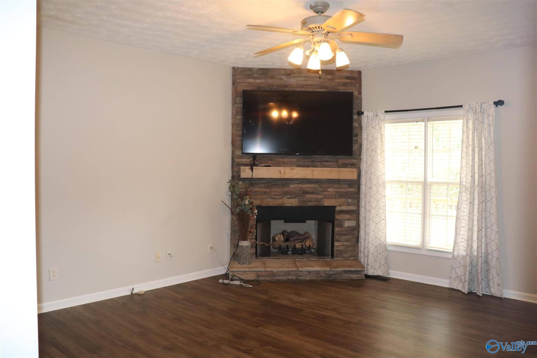 Cullman, AL 35057,535 County Road 992