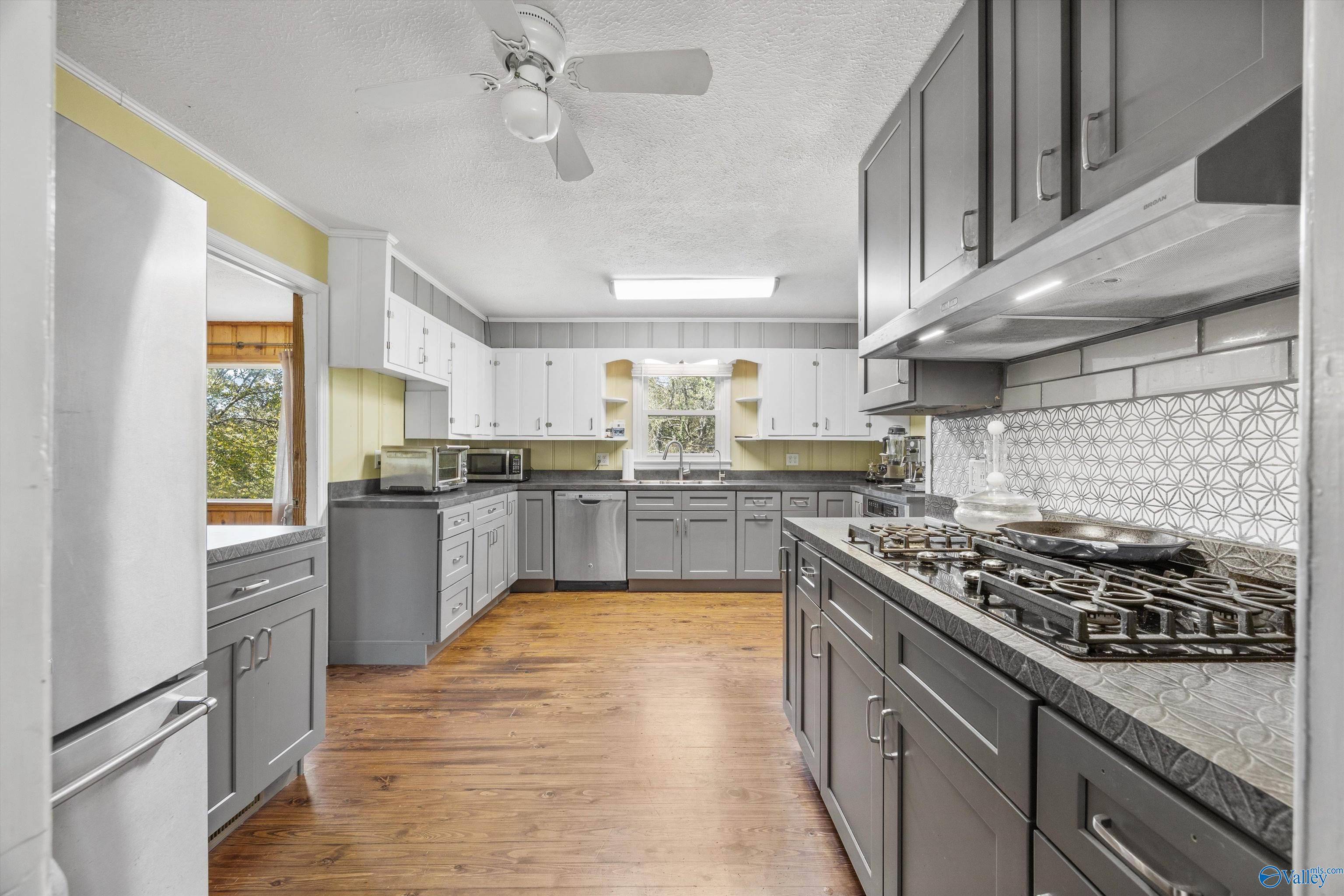 Huntsville, AL 35811,606 Bell Factory Road