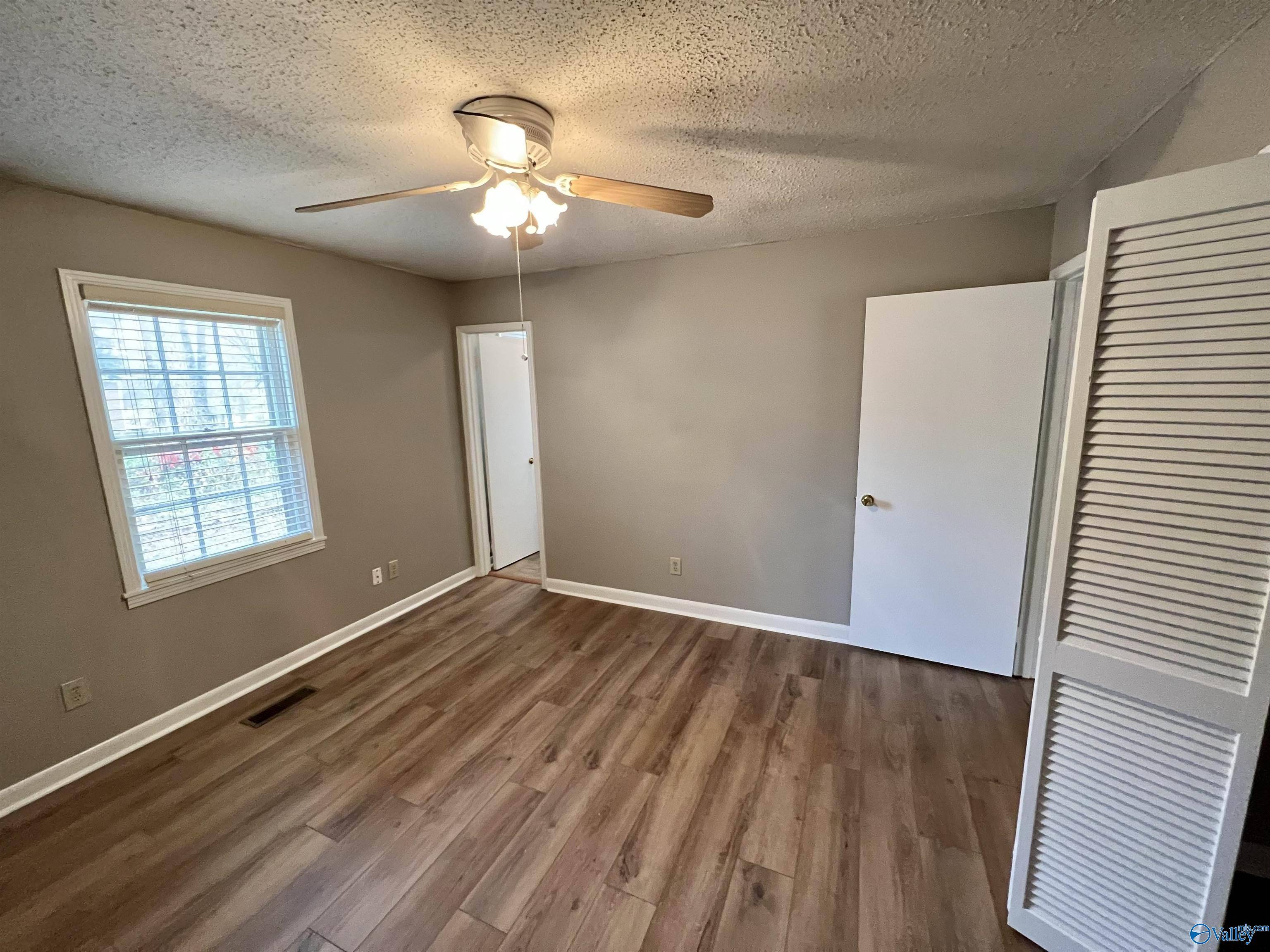 Athens, AL 35613,15411 Rise Street