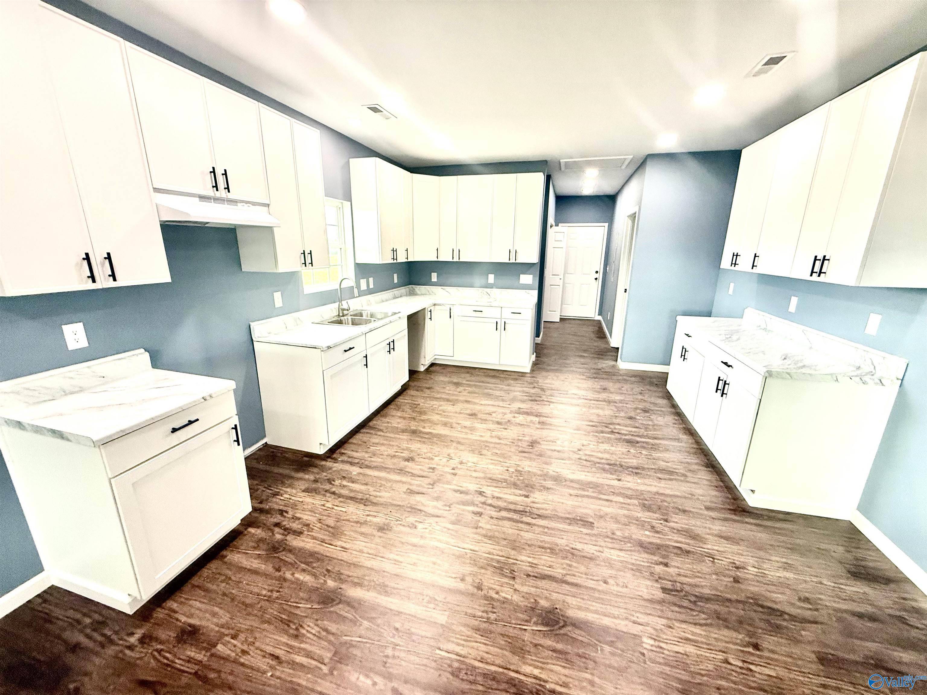 Dawson, AL 35963,1677 County Road 443