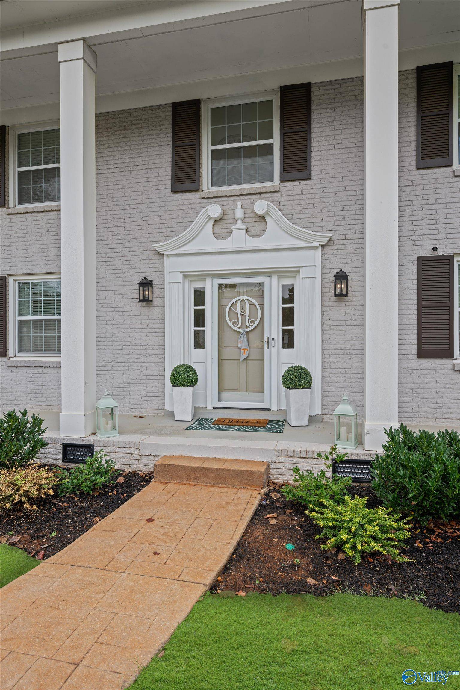 Huntsville, AL 35801,100 Winthrop Drive SW