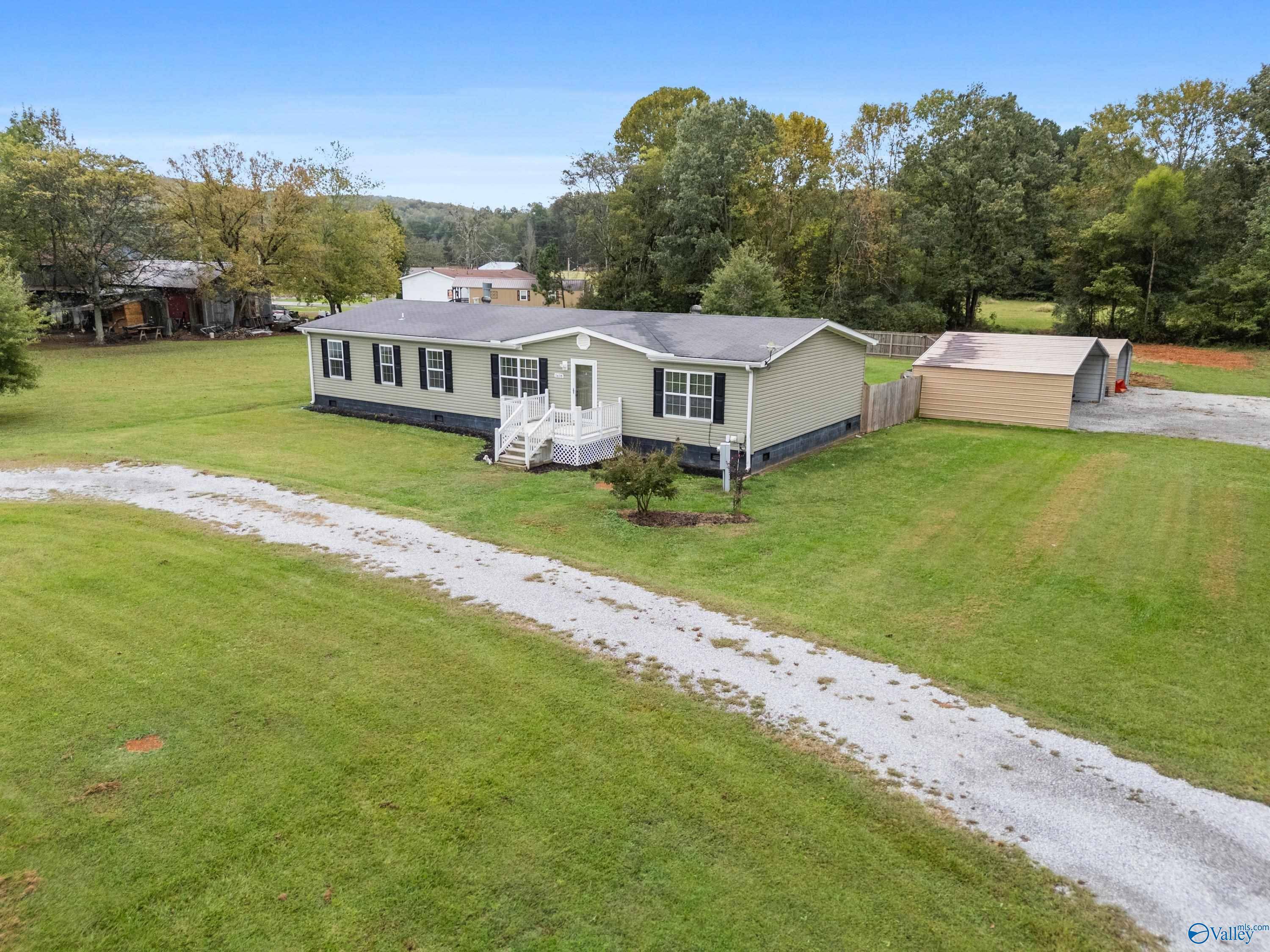 Owens Cross Roads, AL 35763,1418 Cave Spring Road