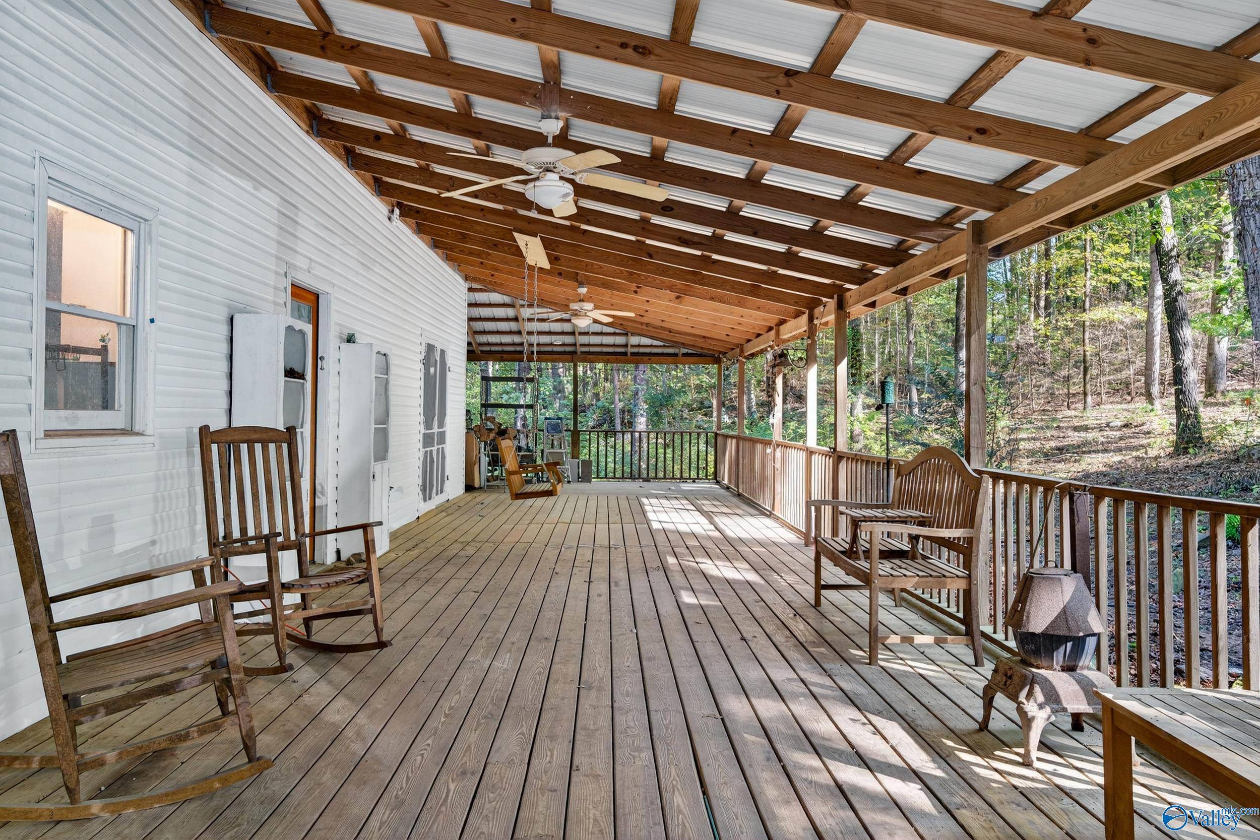 Somerville, AL 35670,192 Section Mountain Road