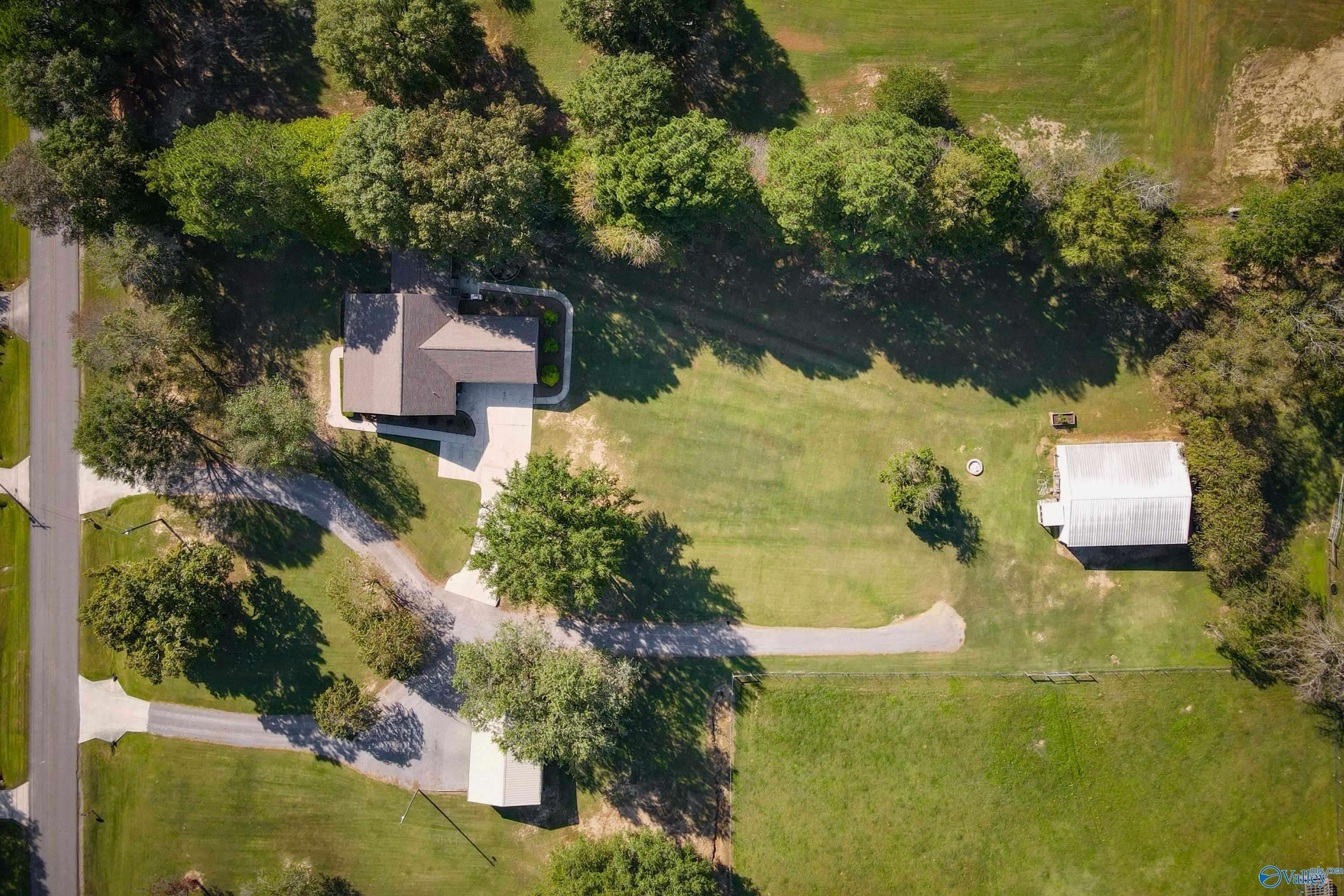 Hartselle, AL 35640,1264 Parker Road