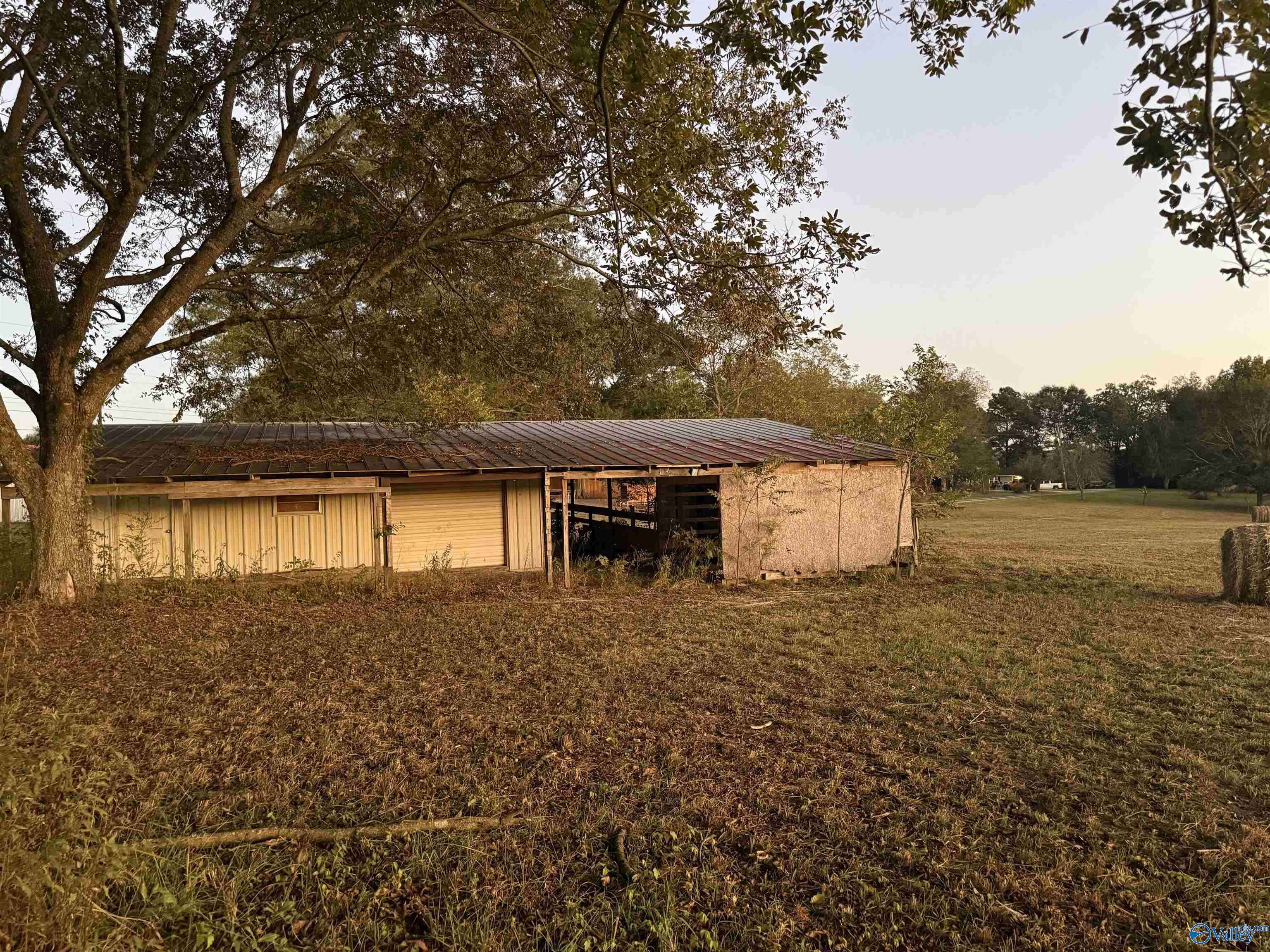 Holly Pond, AL 35083,1222 County Road 1755