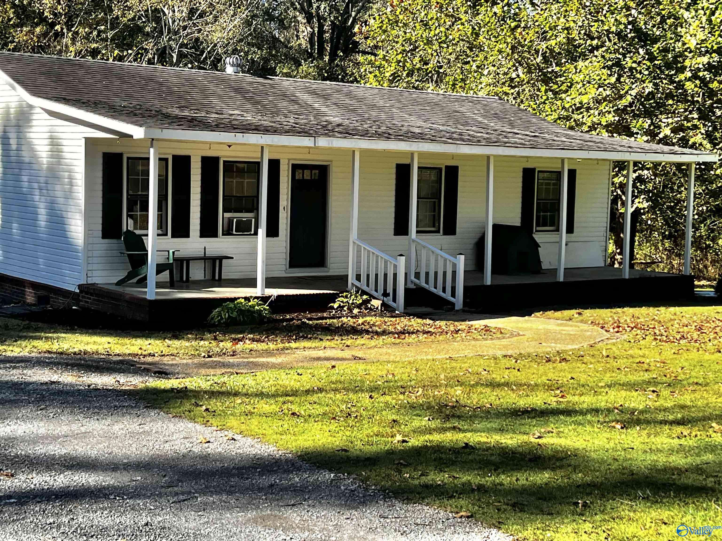 Moulton, AL 35650,9194 County Road 236