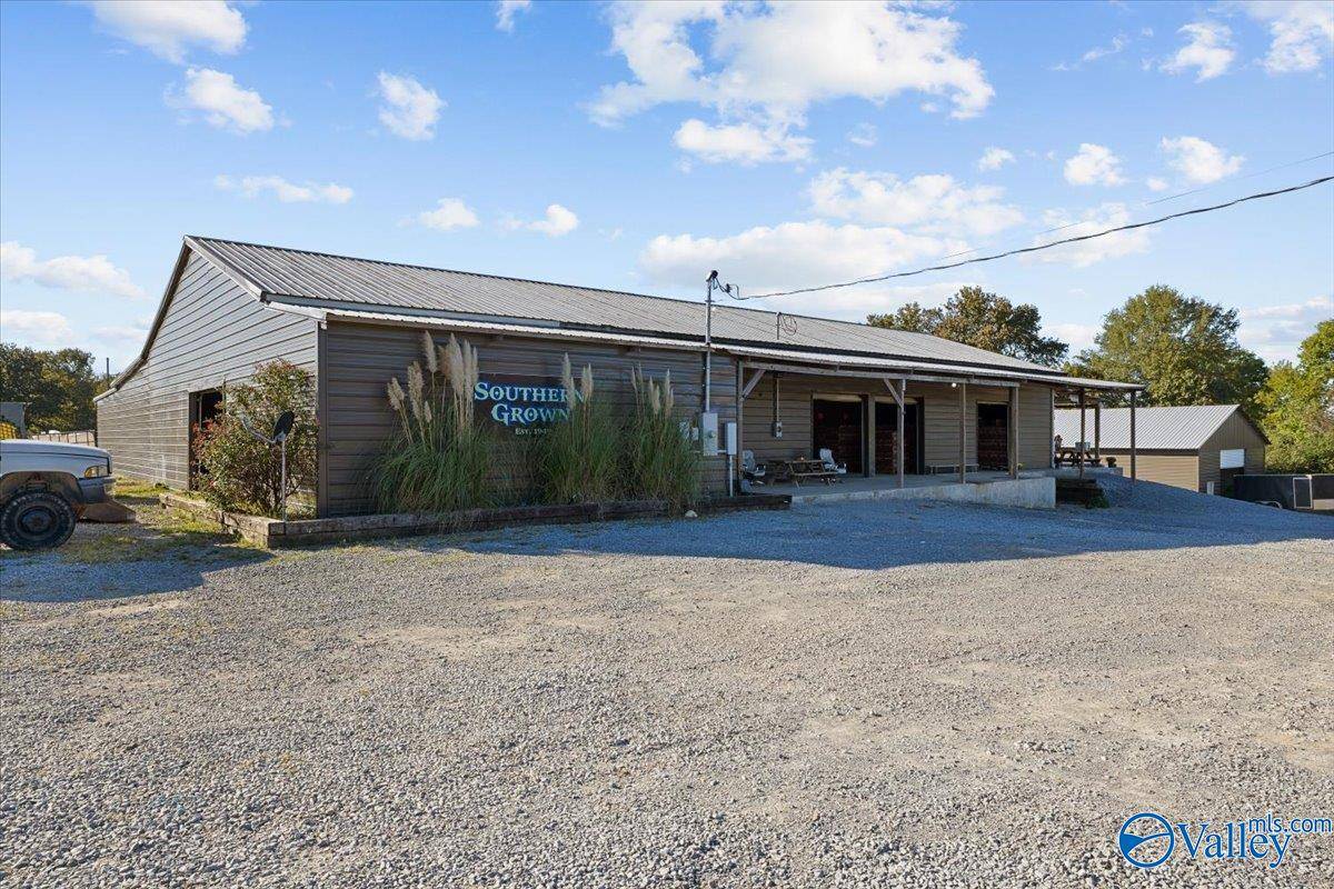 Oneonta, AL 35121,24 Reneau Road