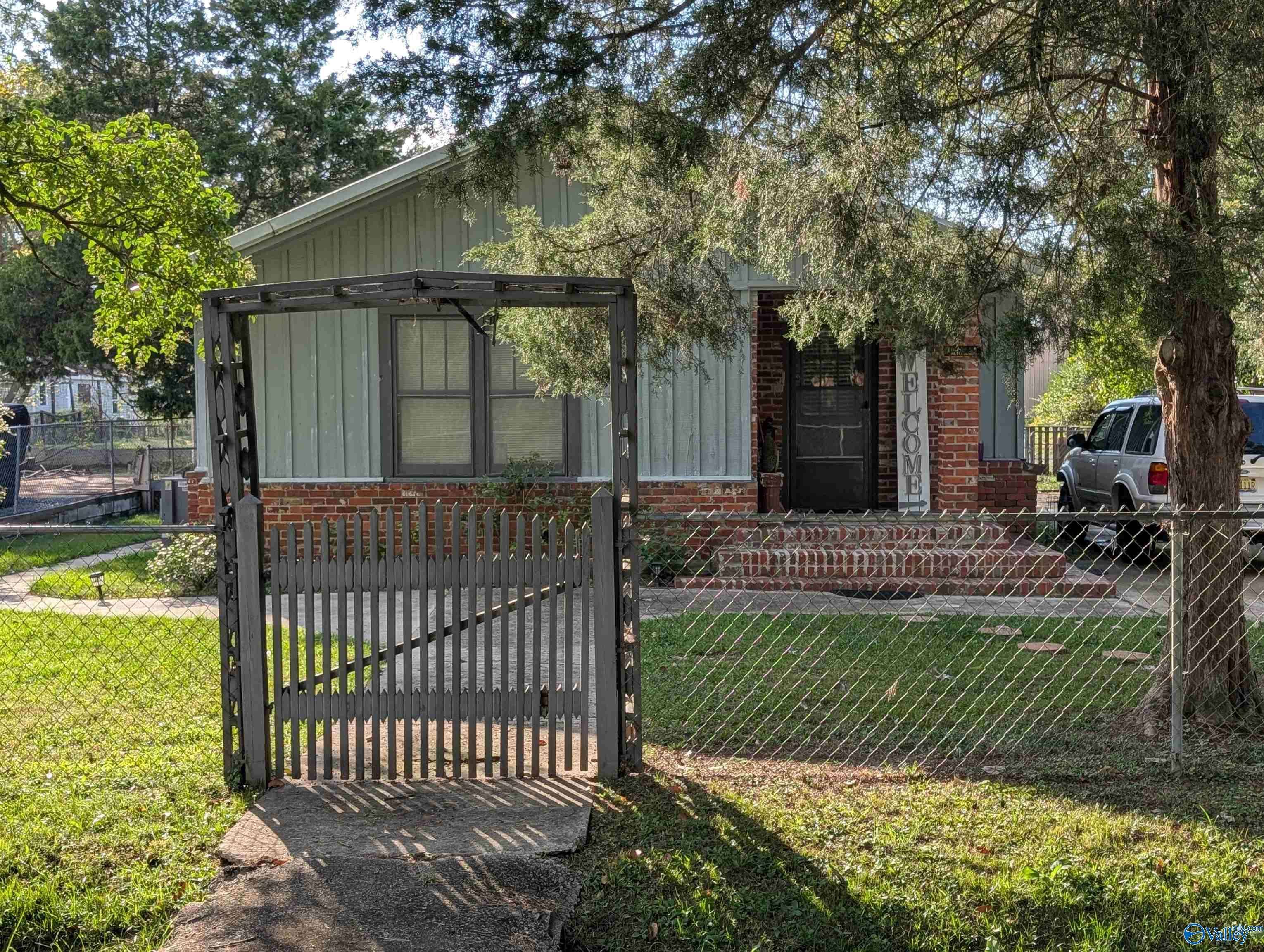 Gadsden, AL 35904,305 Pearl Street