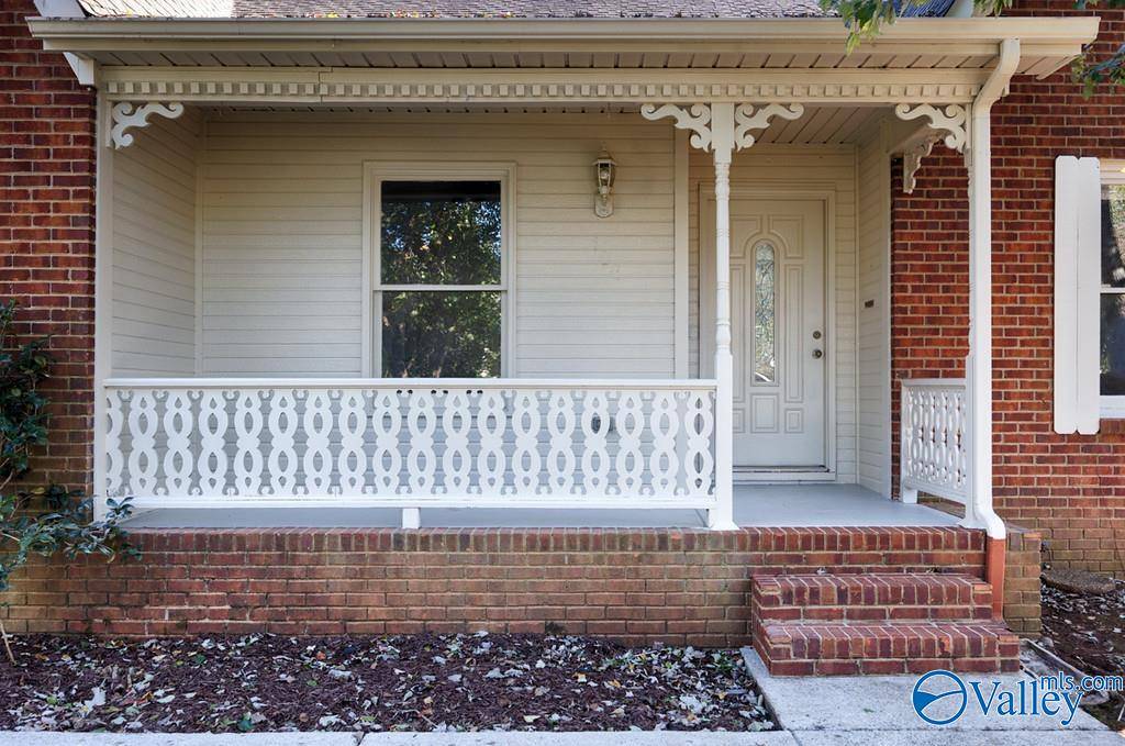 Hazel Green, AL 35750,104 NW Lindsey Lane