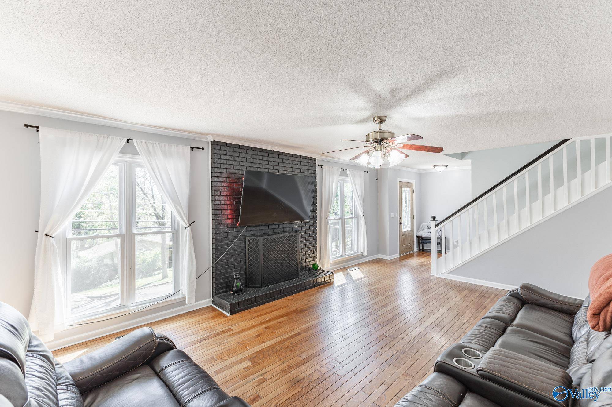 Huntsville, AL 35801,2211 Toll Gate Road SE