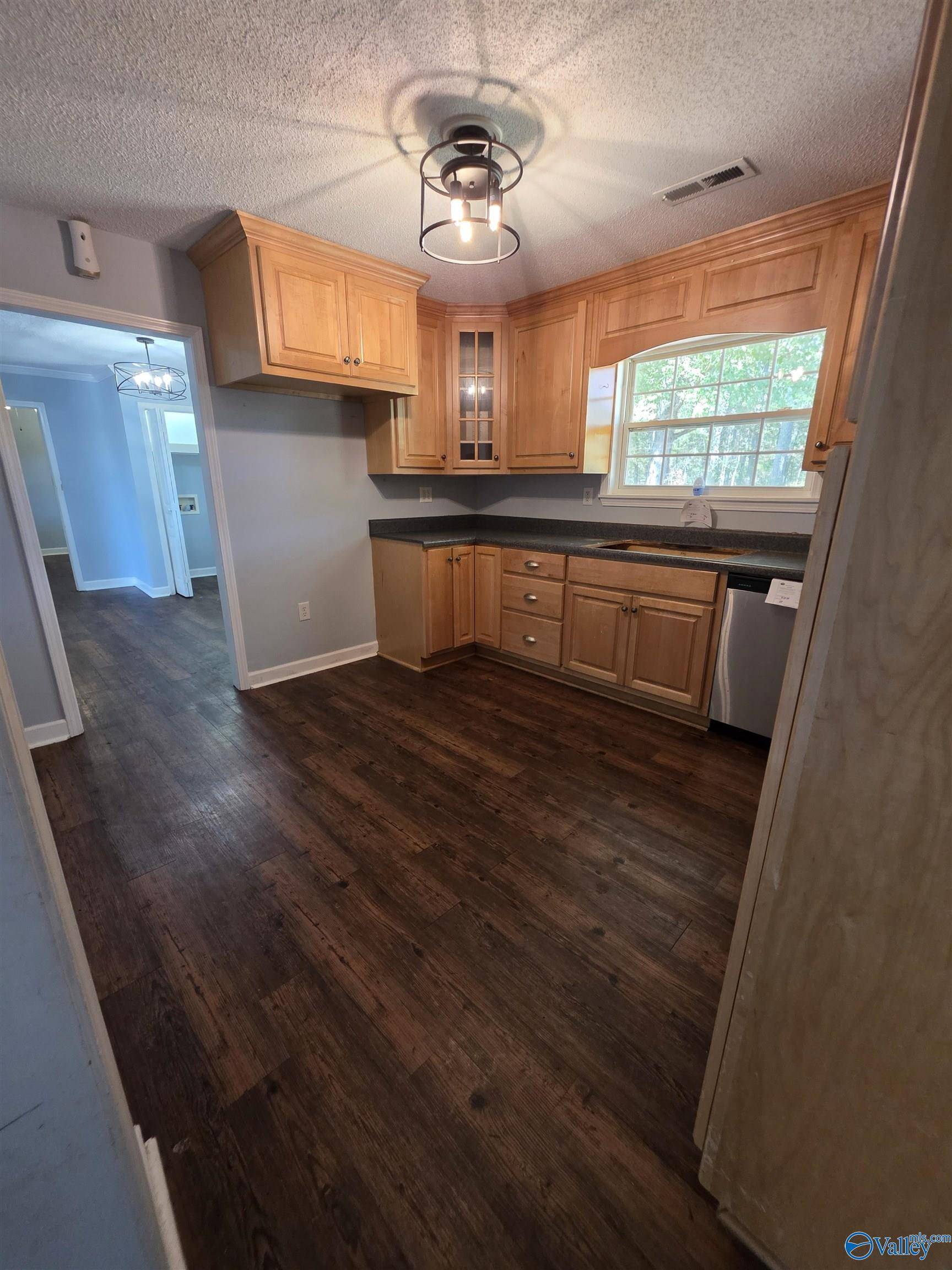 New Hope, AL 35760,623 Johnson Avenue