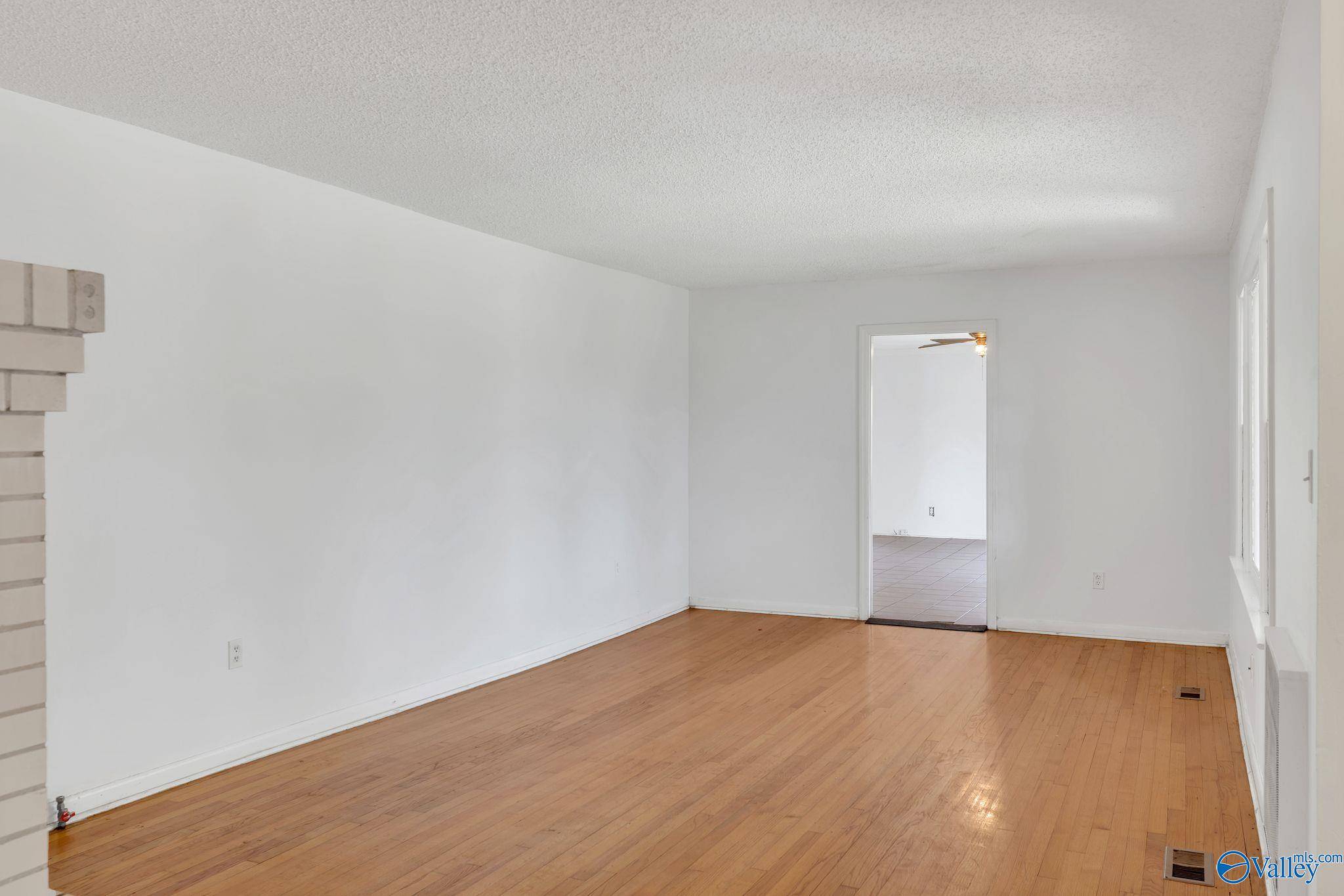 Huntsville, AL 35811,7521A Moores Mill Road NE