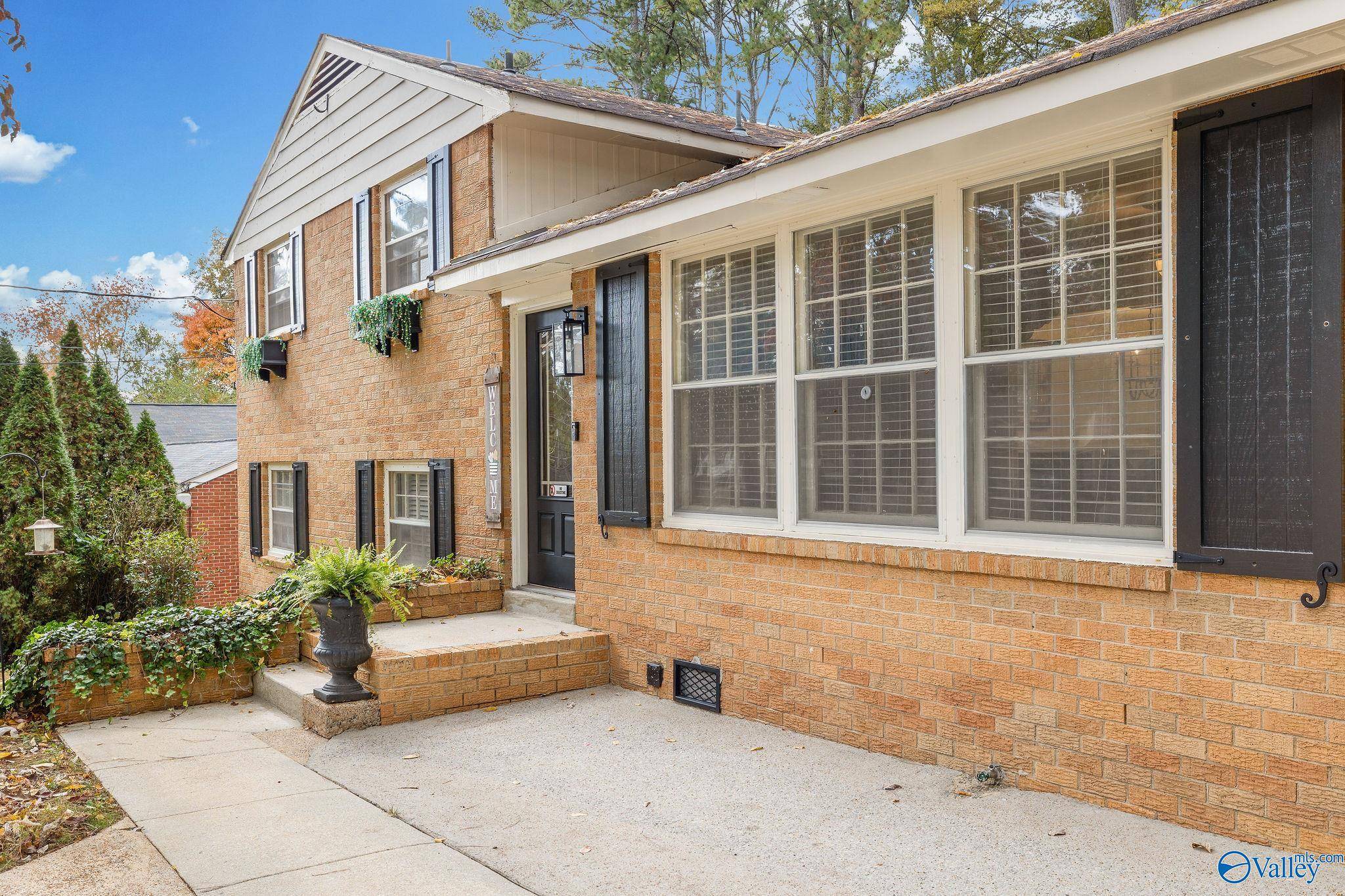 Huntsville, AL 35811,2607 Valley Brook Circle NE