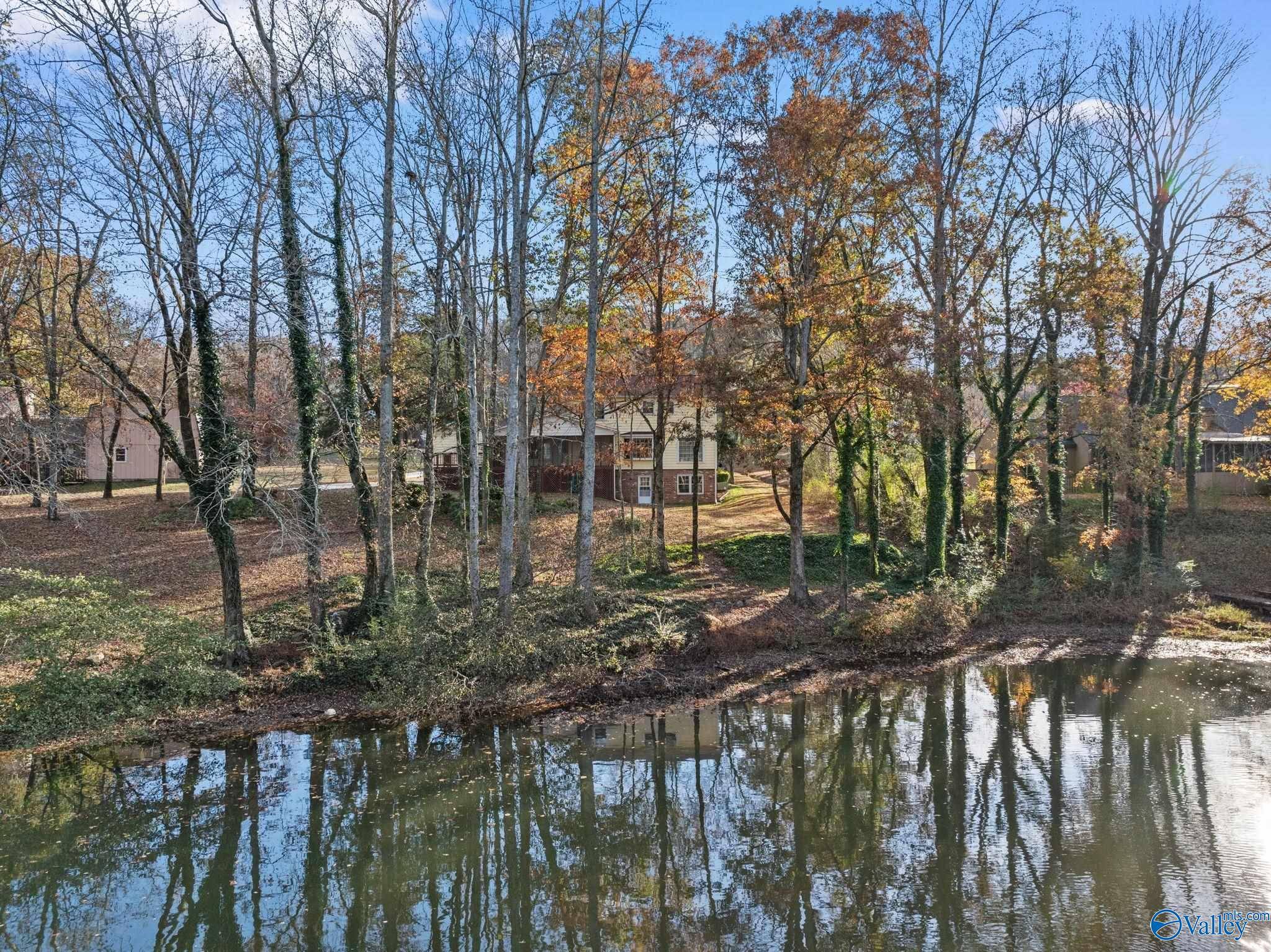 Arab, AL 35016,2068 Pine Lake Trail