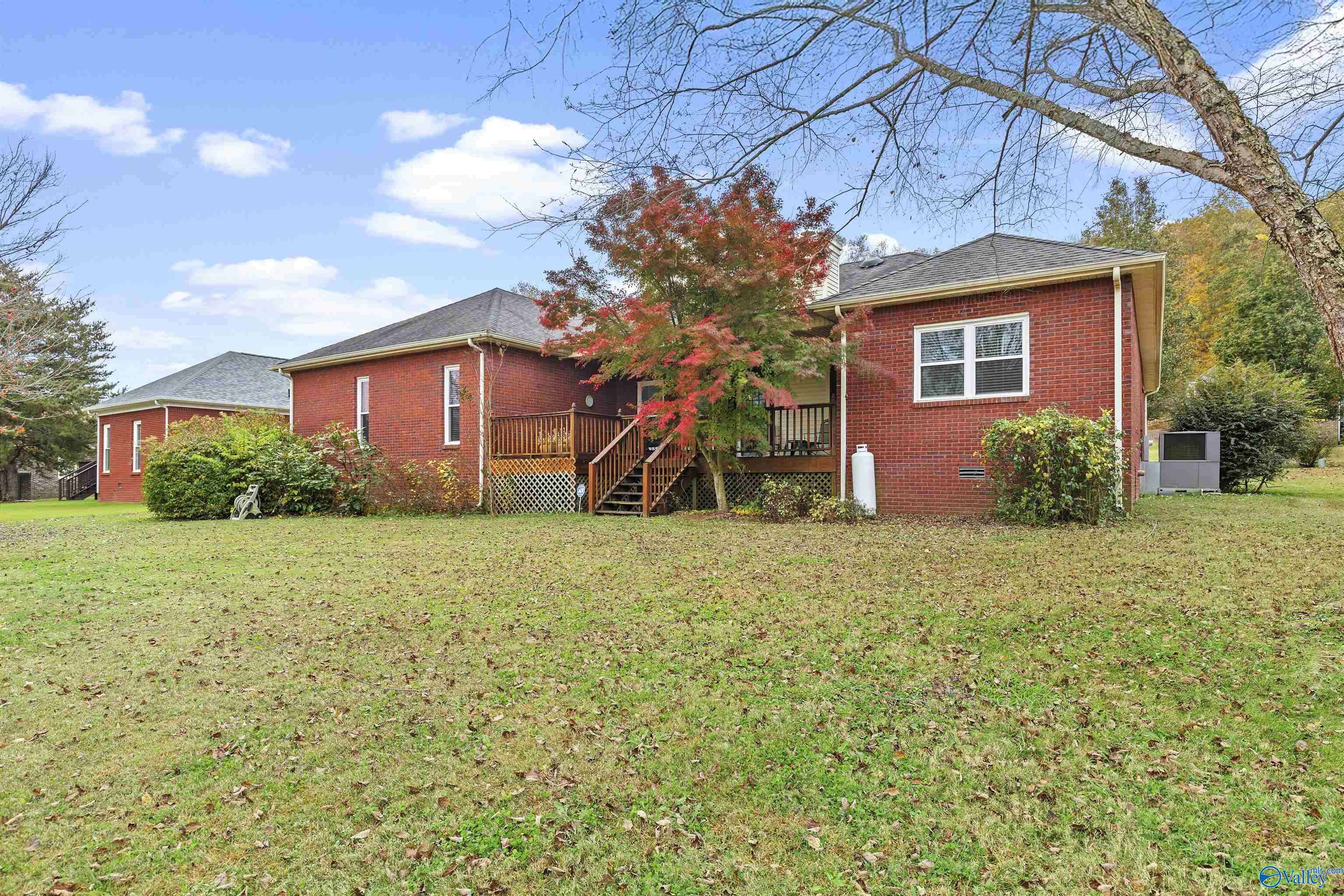 Owens Cross Roads, AL 35763,2320 Little Cove Road