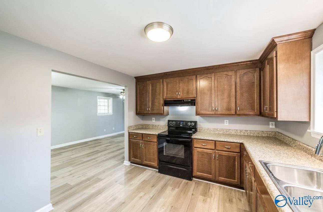 Huntsville, AL 35810,3218 Uvalde Lane