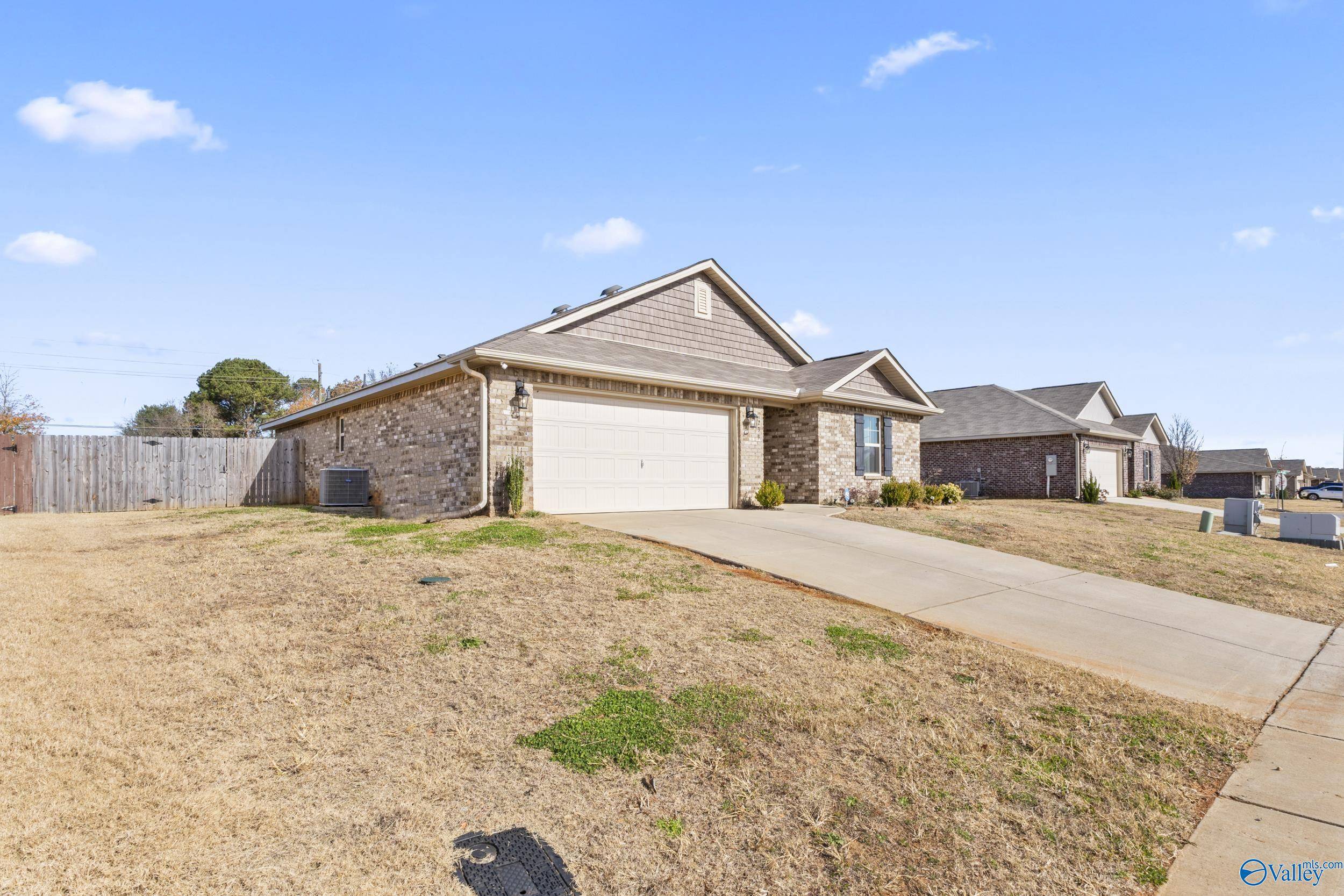 Hazel Green, AL 35750,233 Tobin Lane