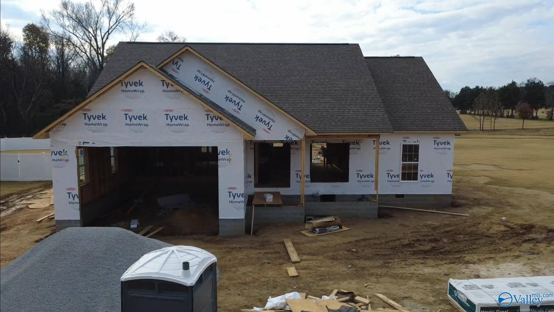 Hollywood, AL 35752,5989 County Road 33