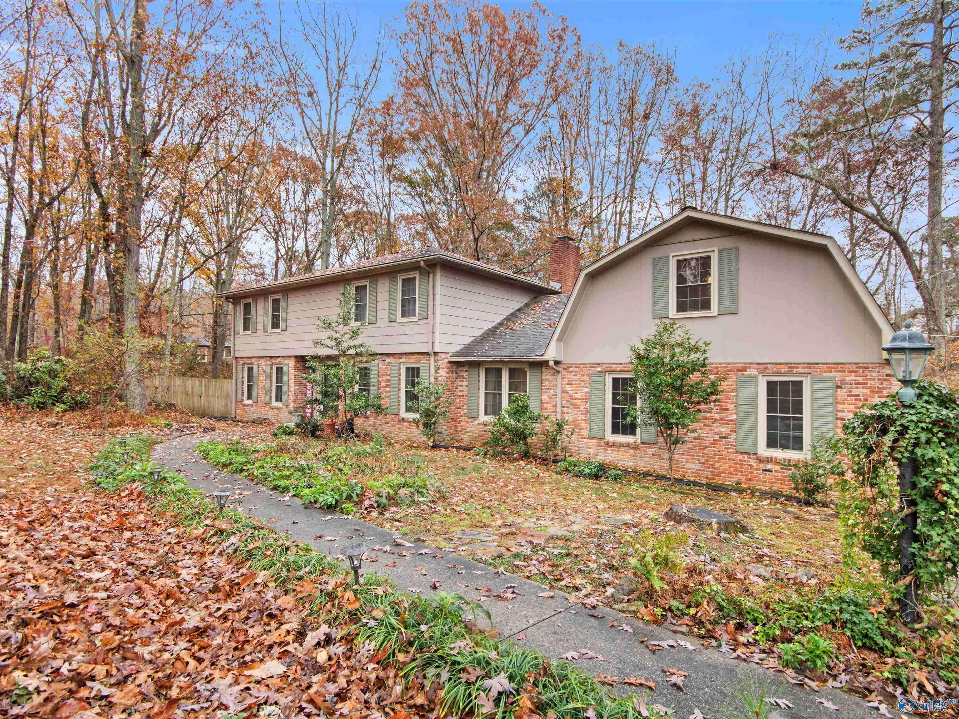 Decatur, AL 35603,4414 Willow Bend Road SE