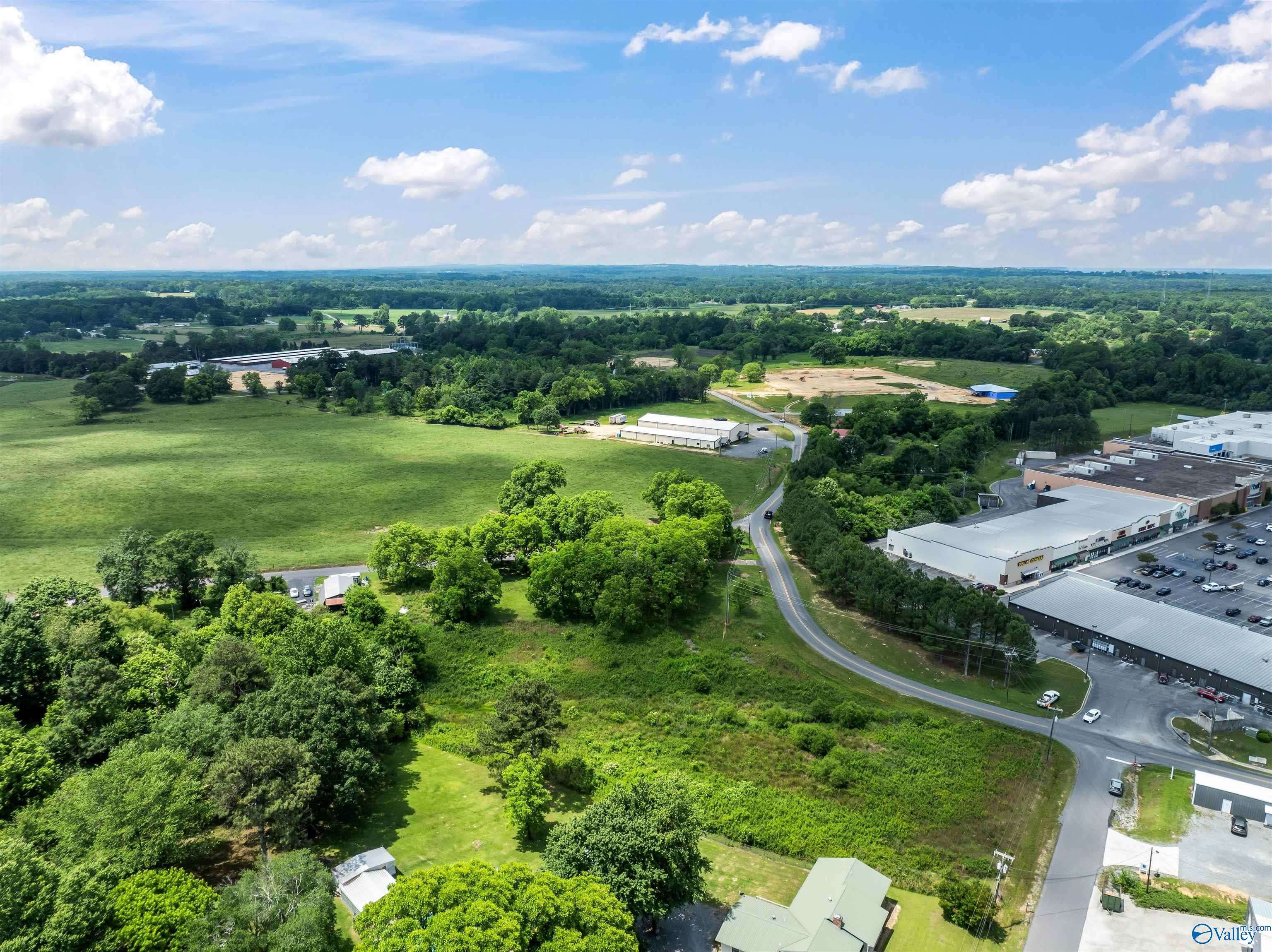 Guntersville, AL 35976,67 Miller Road