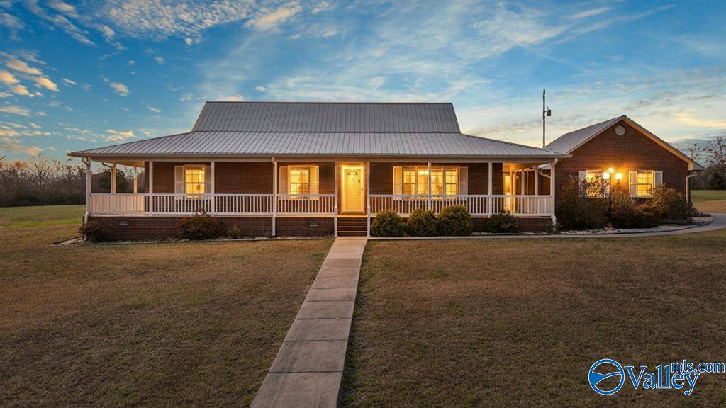 Horton, AL 35980,1283 Moman Road