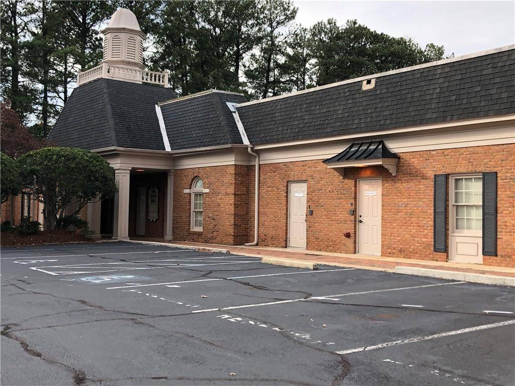 Marietta, GA 30067,1900 Leland DR SE