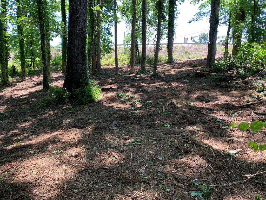 Alpharetta, GA 30004,635-2 McFarland Pkwy