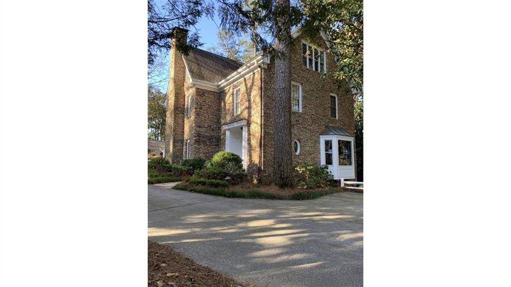Atlanta, GA 30305,3278 Northside DR NW