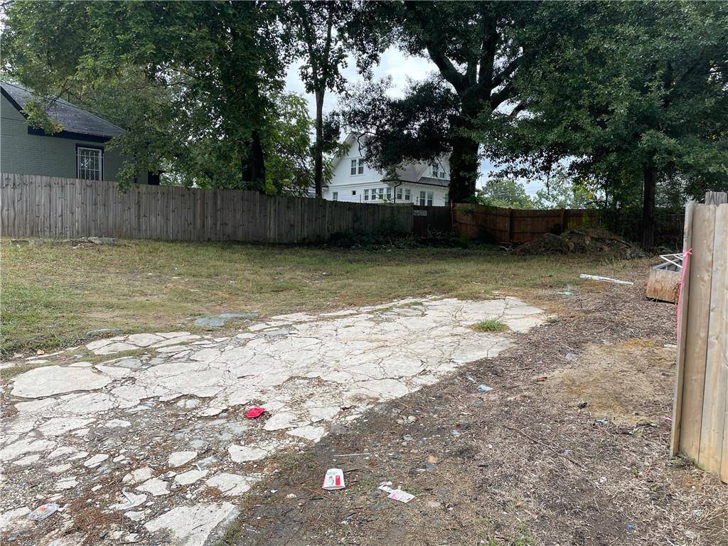Atlanta, GA 30314,961 Mayson Turner RD NW