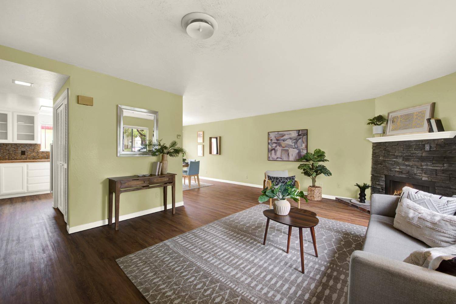 Davis, CA 95618,5010 Glide DR 4