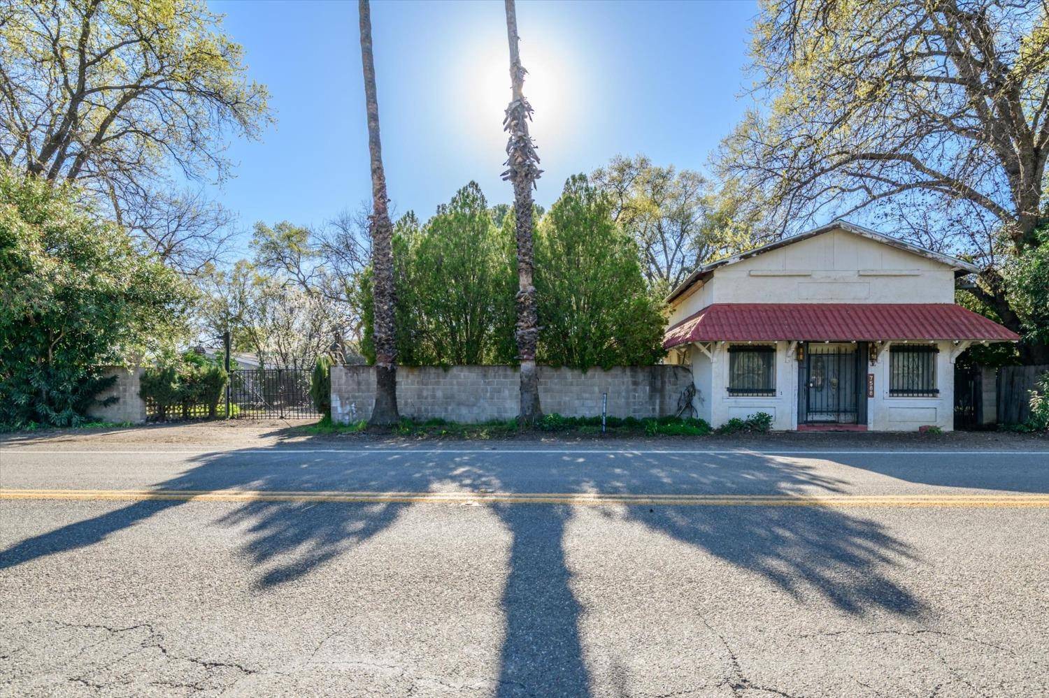 Guinda, CA 95637,7588 Highway 16