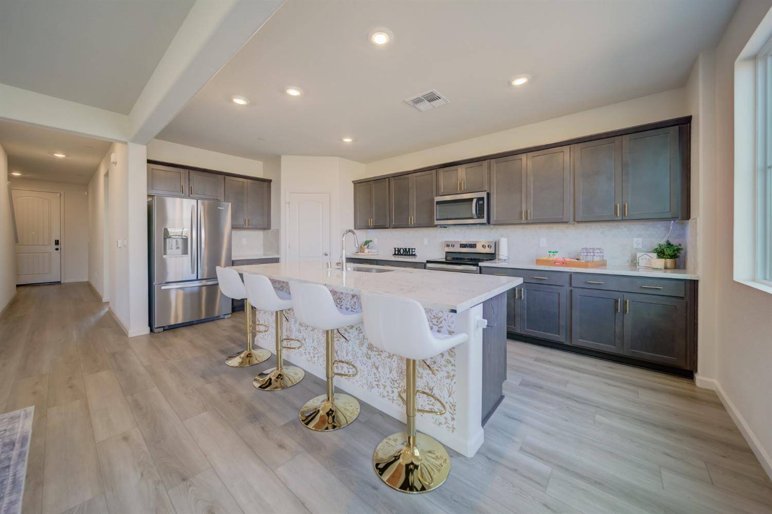 Winters, CA 95694,1108 Hiramatsu LN