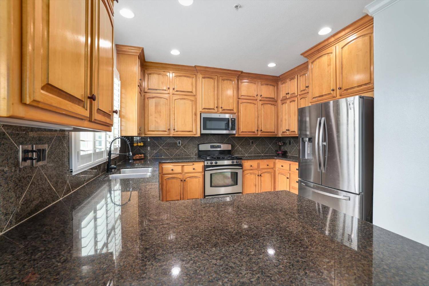 Woodland, CA 95695,406 Mallard DR