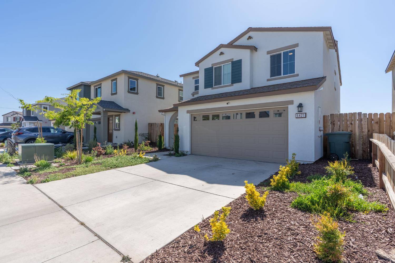 Riverbank, CA 95367,6421 Maple Leaf LN