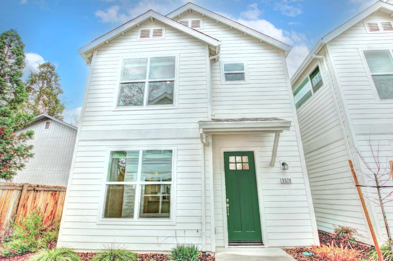 Sacramento, CA 95841,5528 Brinef DR