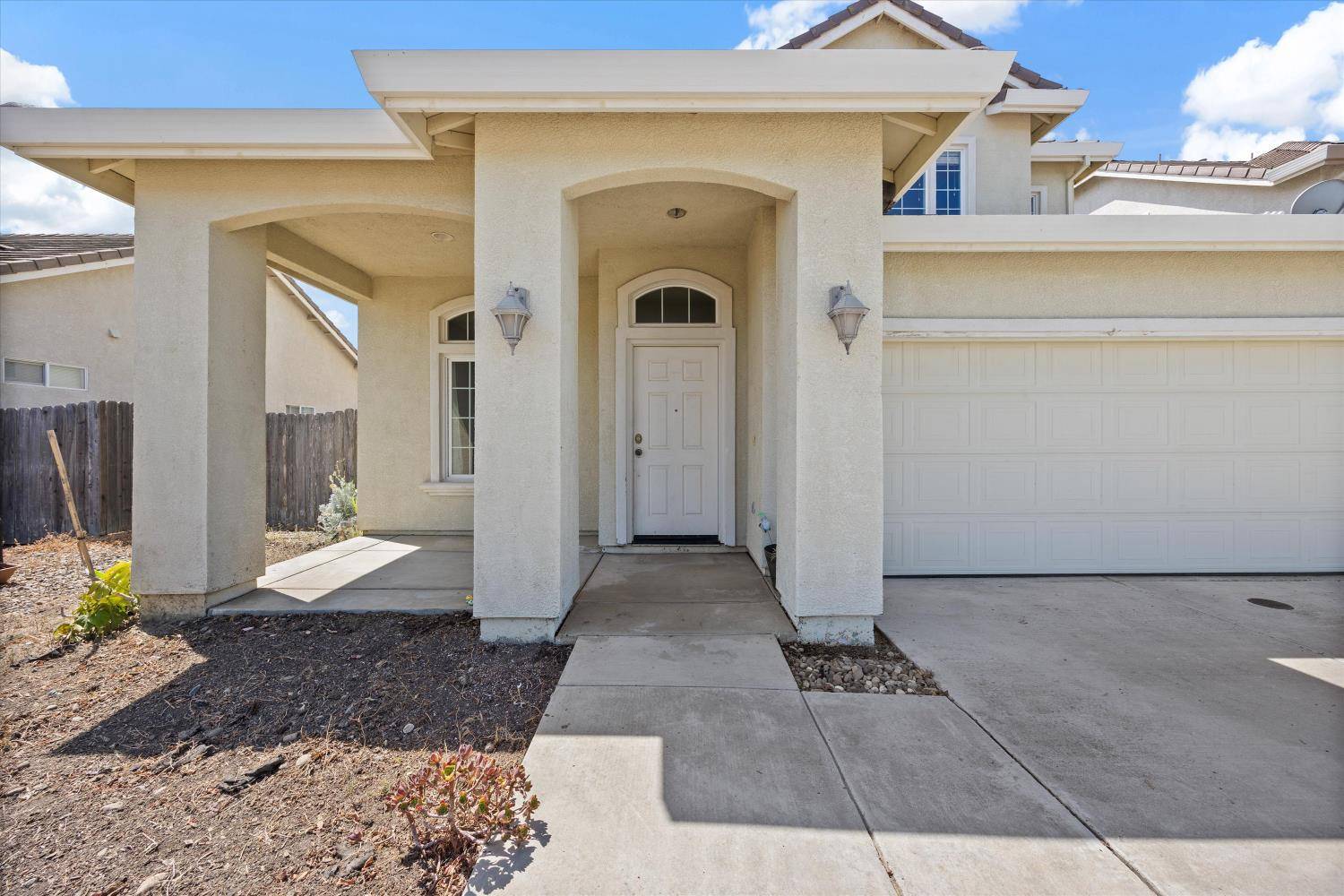 Williams, CA 95987,935 Sierra Oaks DR