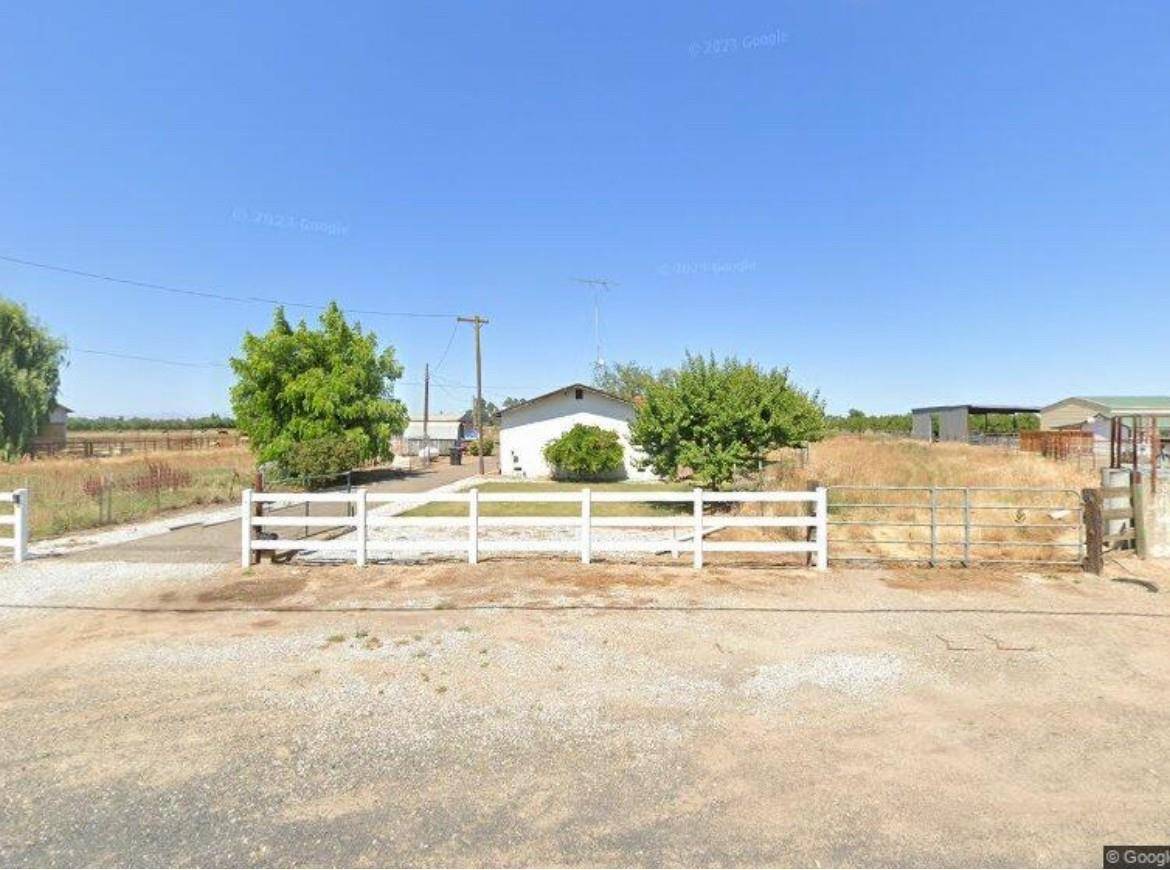 Oakdale, CA 95361,10113 Pioneer AVE