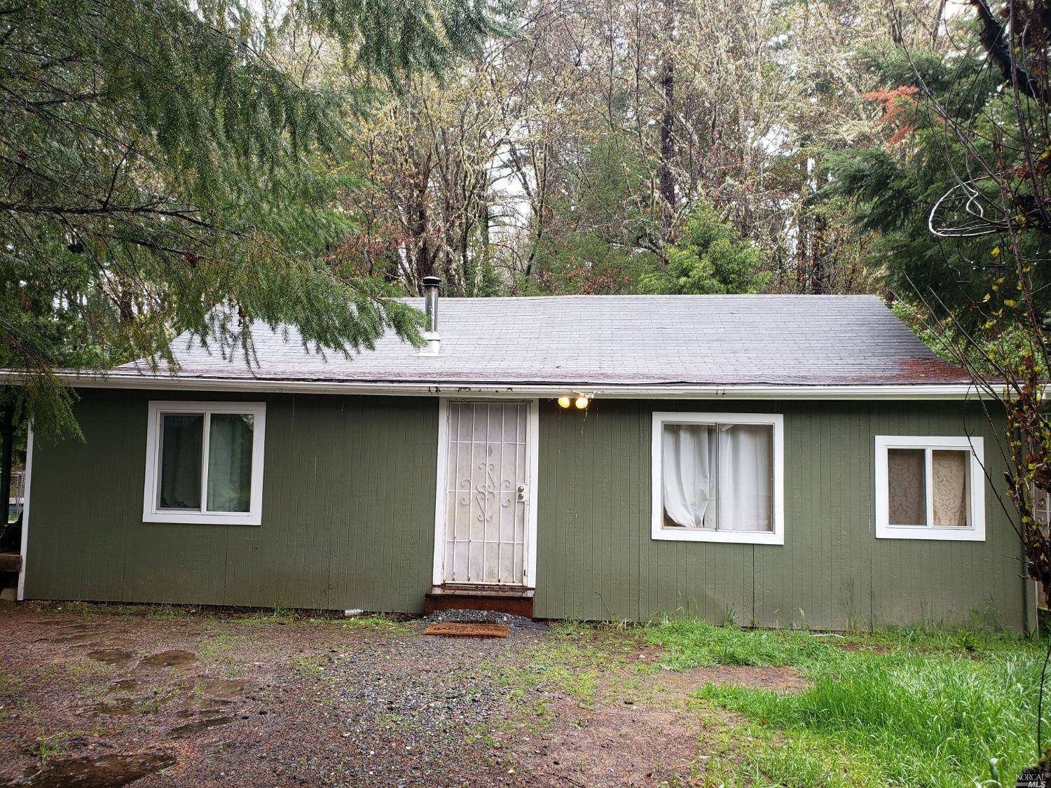 Laytonville, CA 95454,701 Branscomb RD