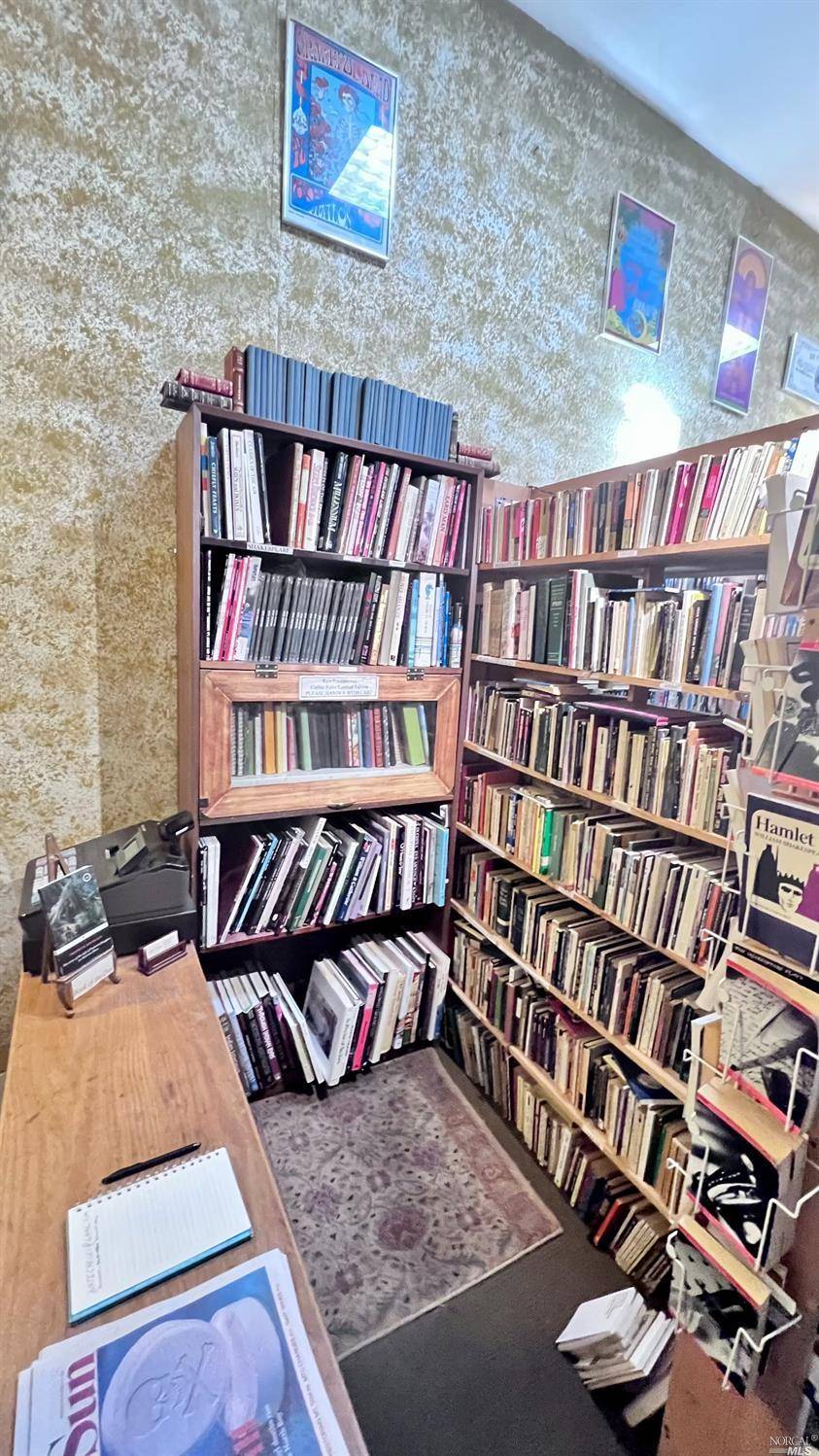 San Rafael, CA 94901,1611 4th ST