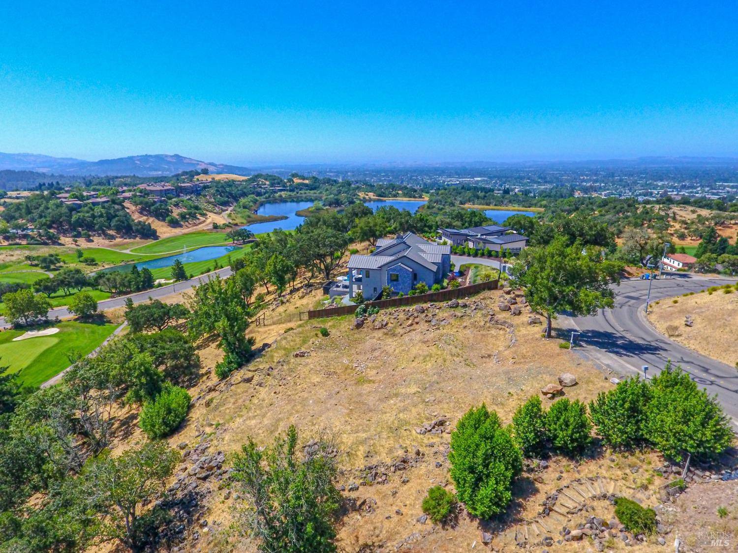 Santa Rosa, CA 95403,3764 Skyfarm DR