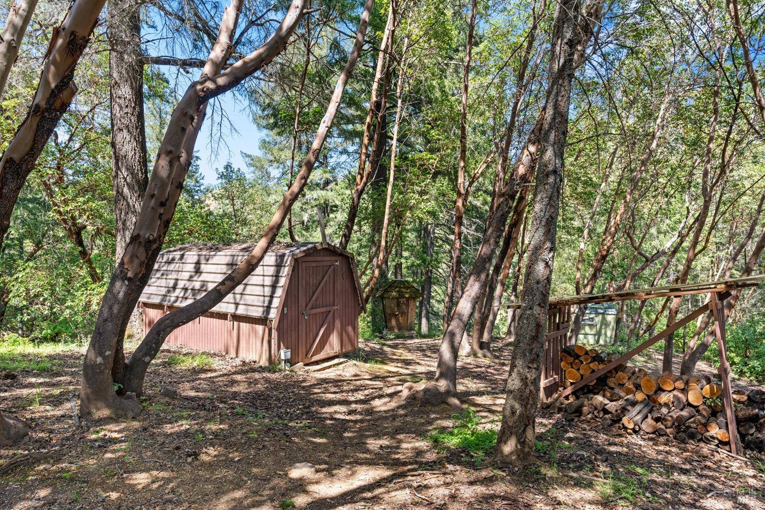 Ukiah, CA 95482,6000 Robinson Creek RD