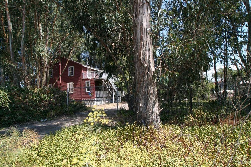 Sonoma, CA 95476,1221 Denmark ST