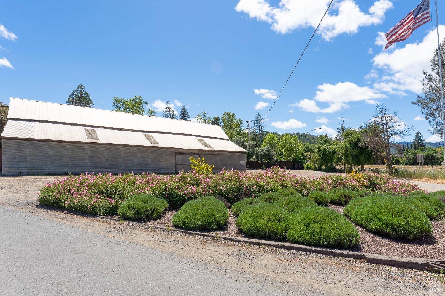 Ukiah, CA 95482,3525 Taylor DR