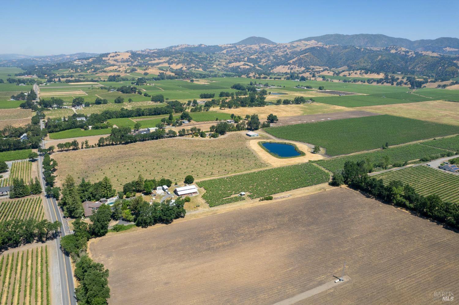 Geyserville, CA 95441,5744 Highway 128