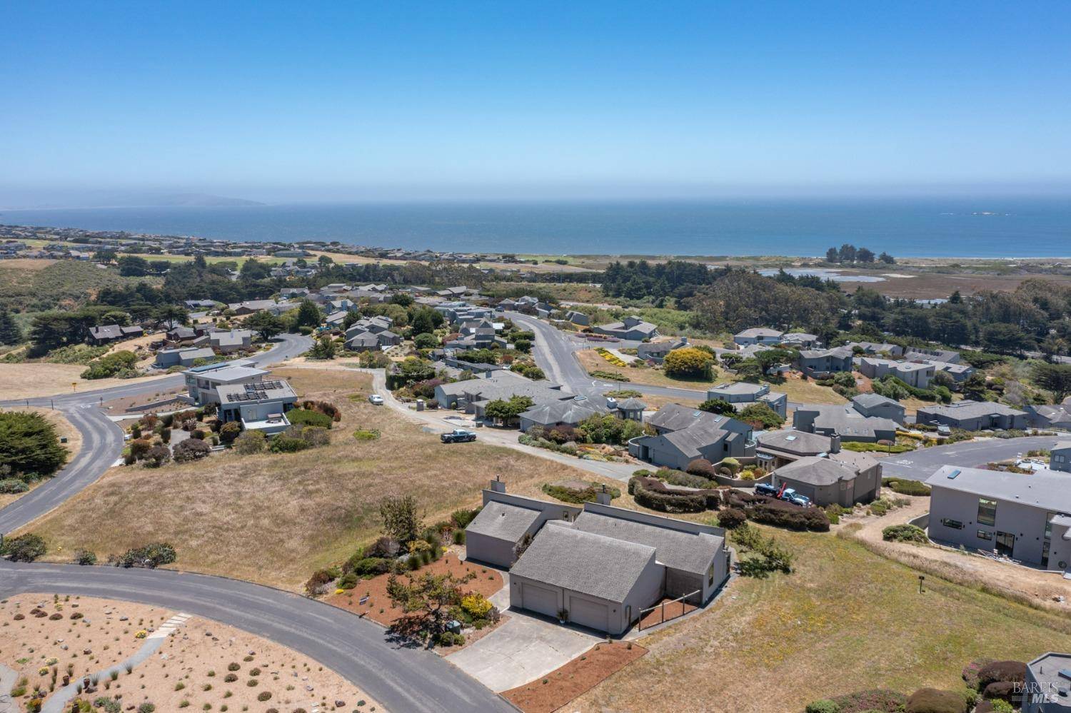 Bodega Bay, CA 94923,2025 Dubloon CT