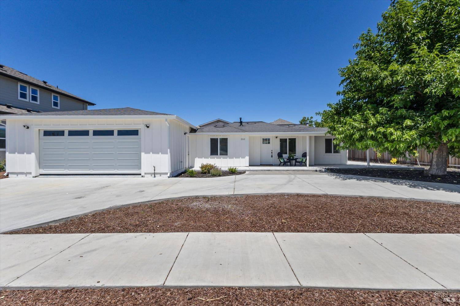 Santa Rosa, CA 95407,2113 Dennis LN