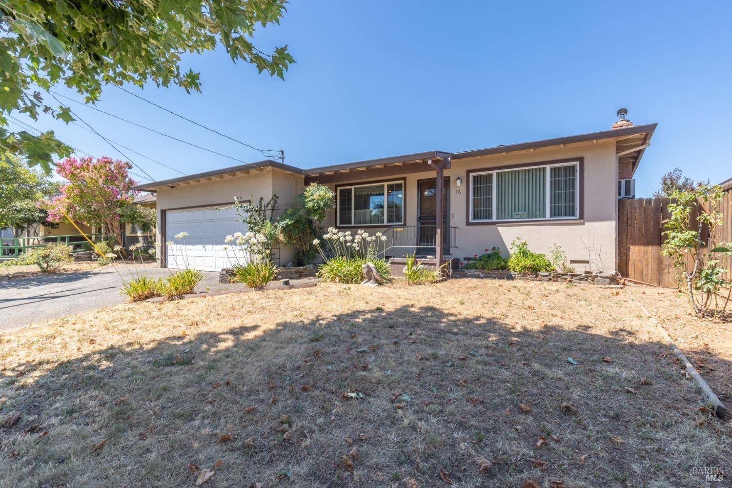 Cloverdale, CA 95425,76 Debmar LN