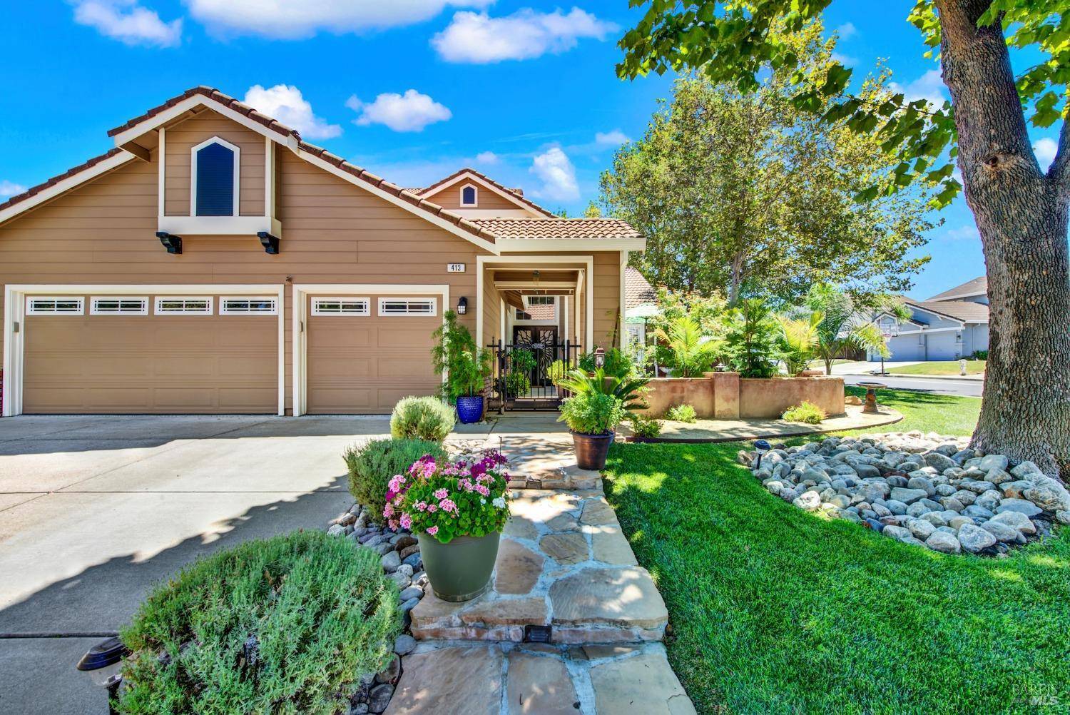 Vacaville, CA 95687,413 Crownpointe CIR