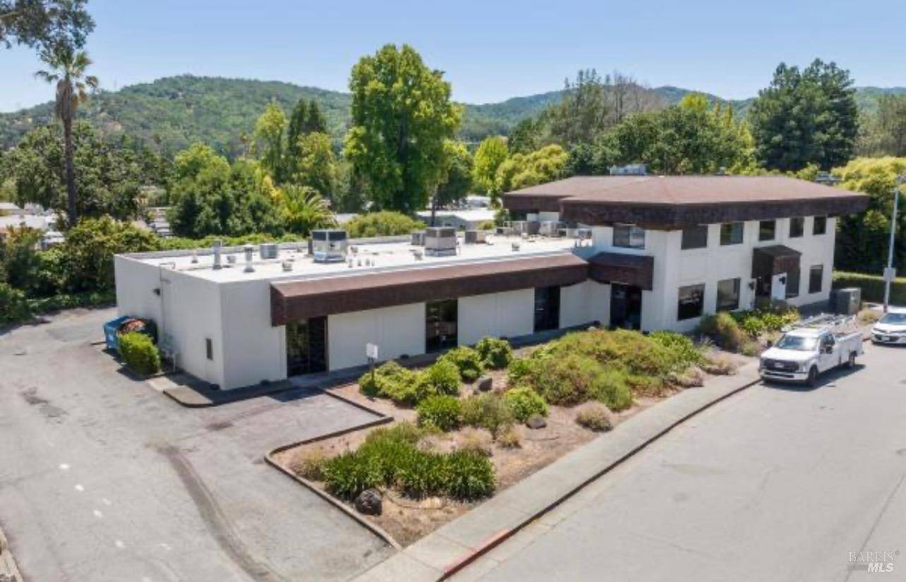 Novato, CA 94949,4 Commercial BLVD