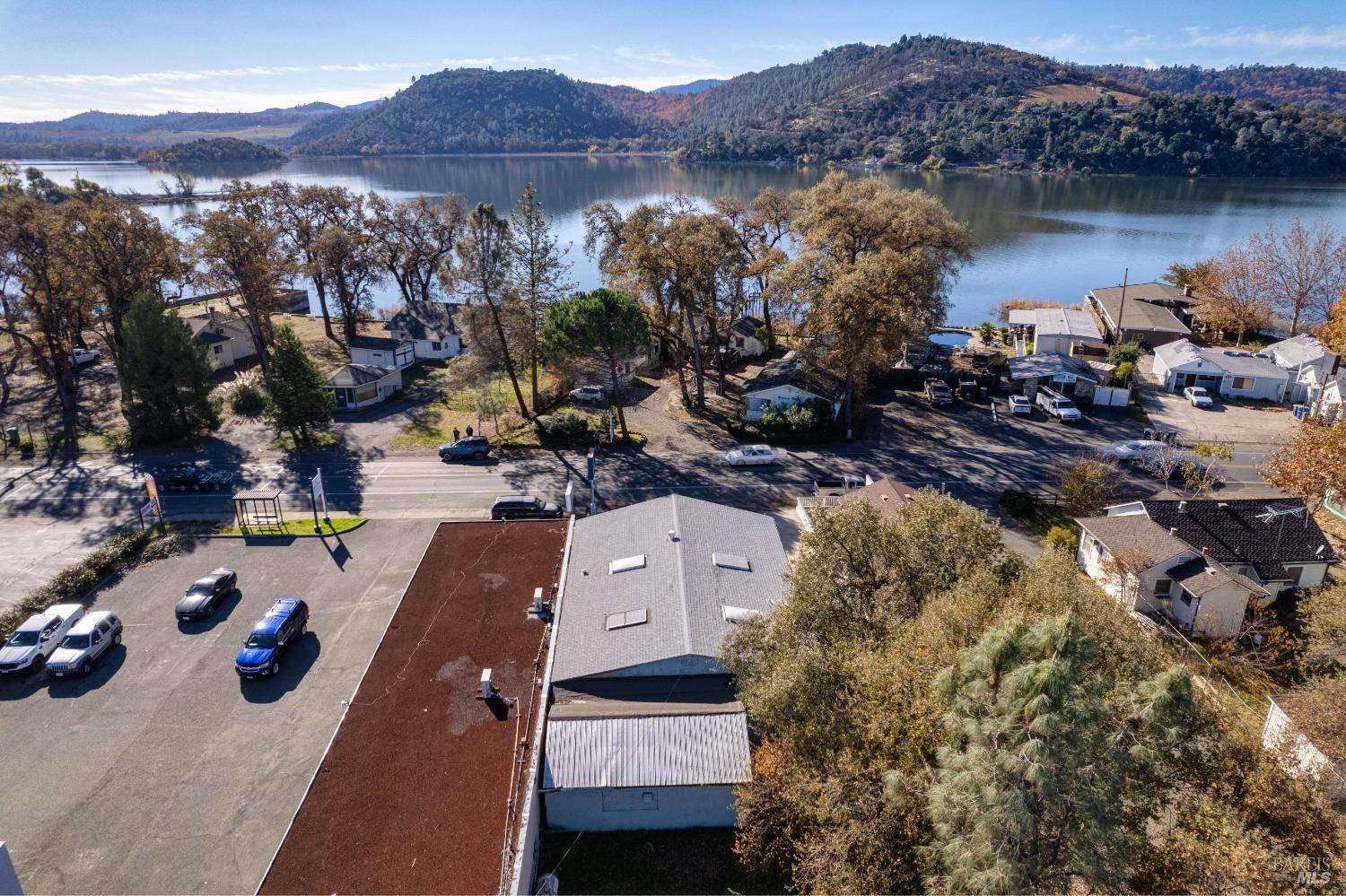 Clearlake, CA 95422,14270 Lakeshore DR